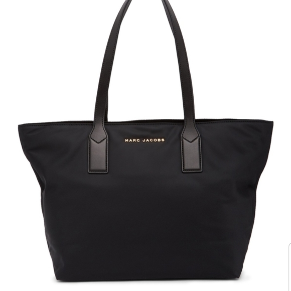 Marc Jacobs Handbags - Marc Jacobs black nylon tote